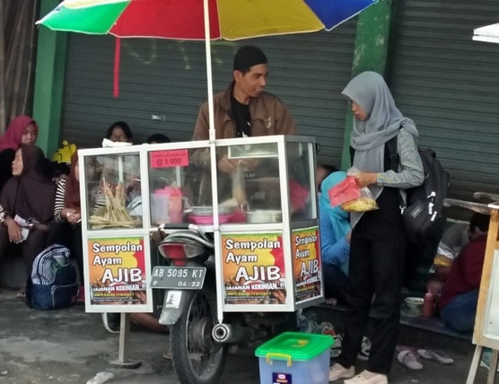 Sewa Perlengkapan Usaha